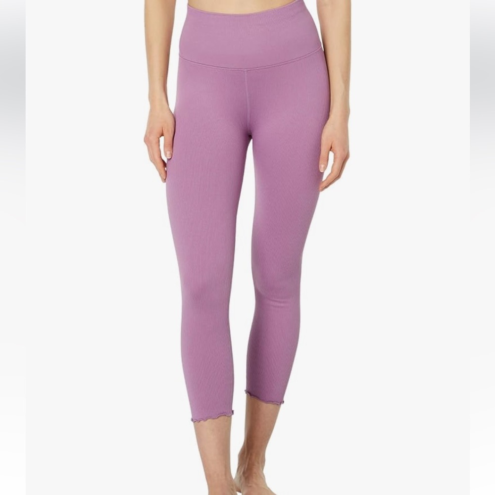 Spiritual Gangster NWT Love Sculpt 7/8 Ruffle Legging Purple Size M/L Athleisure
